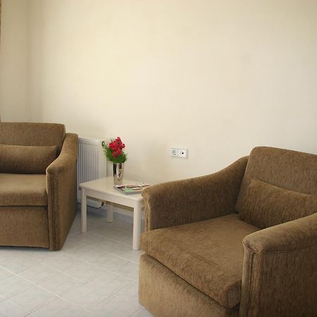 Life Apart Marmaris Exterior photo