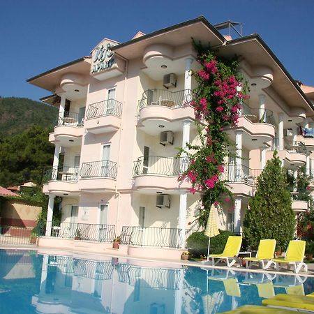Life Apart Marmaris Exterior photo